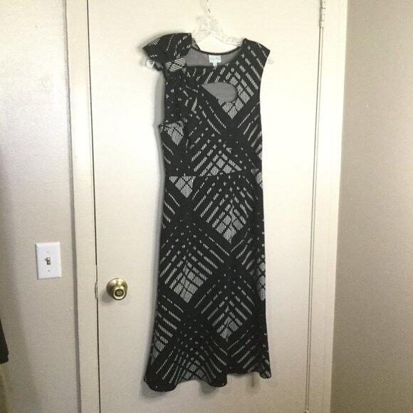 Tracy Reese Black & White Geometric Plaid Bow Neck Dress - Picture 1 of 8